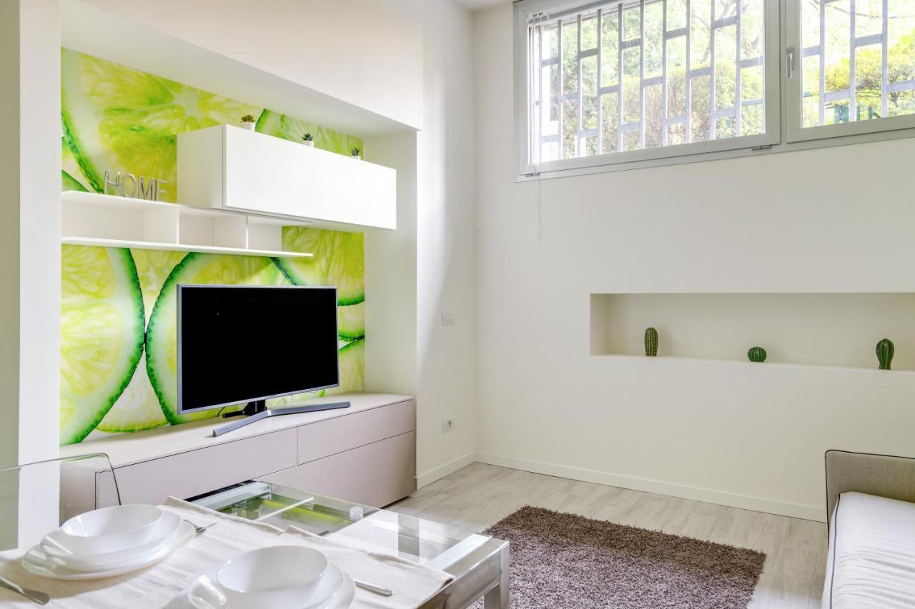 Modernissimo Loft In Porta Romana, A 200M Dalla Bocconi Milan Bagian luar foto