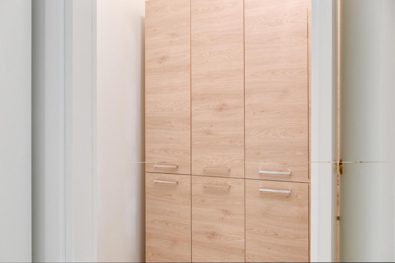 Modernissimo Loft In Porta Romana, A 200M Dalla Bocconi Milan Bagian luar foto